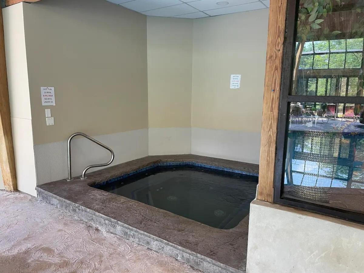 Pocono Paradise - 3 Bedroom 3 And Half Bathroom Townhouse Tannersville Exterior foto